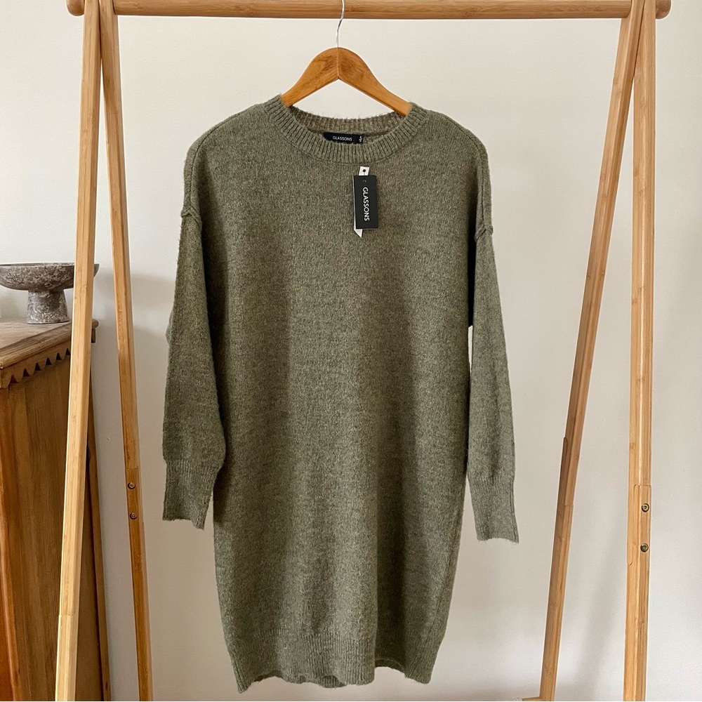 NWT Glassons Knit Crewneck Sweater Dress in Ivy Green - S